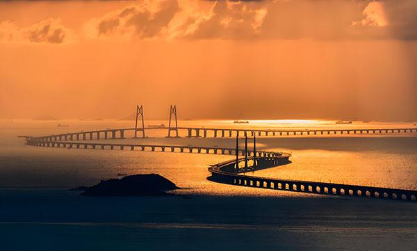 4之梦：港珠澳大桥  广东省摄影家协会供图（代）.jpg